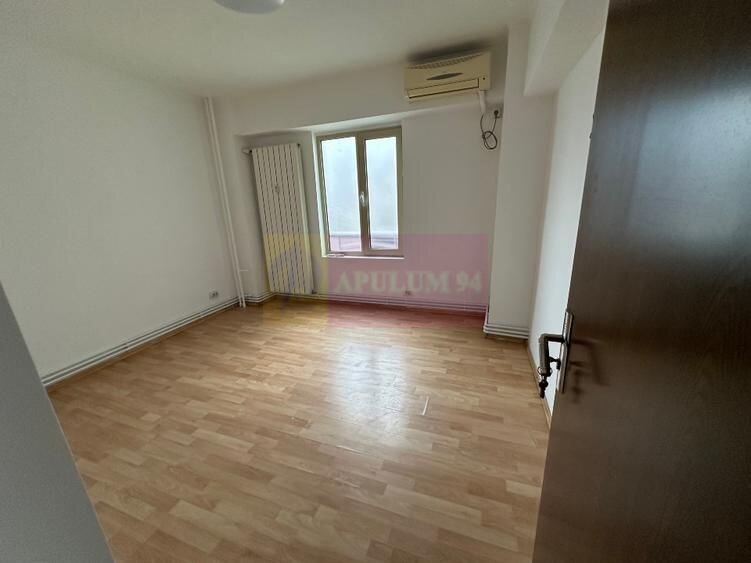 Vanzare apartament 3 camere-Rond Alba Iulia