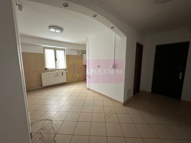 Vanzare apartament 3 camere-Rond Alba Iulia